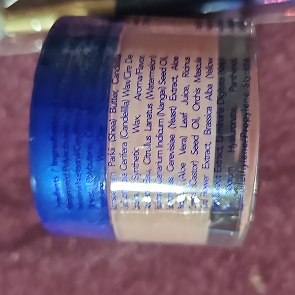 Overnight Lip Mask w Lip Mask Applicator - Picture 4 of 4